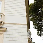 Agora